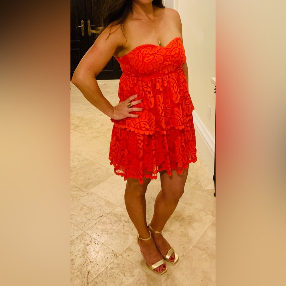 Anthropologie Maeve Women's Strapless Lace Mini Dress in Red Size Medium
